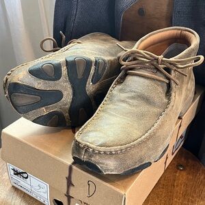 Twisted X Tan Leather Bomber -Chukka Driving Moc Men’s size 10